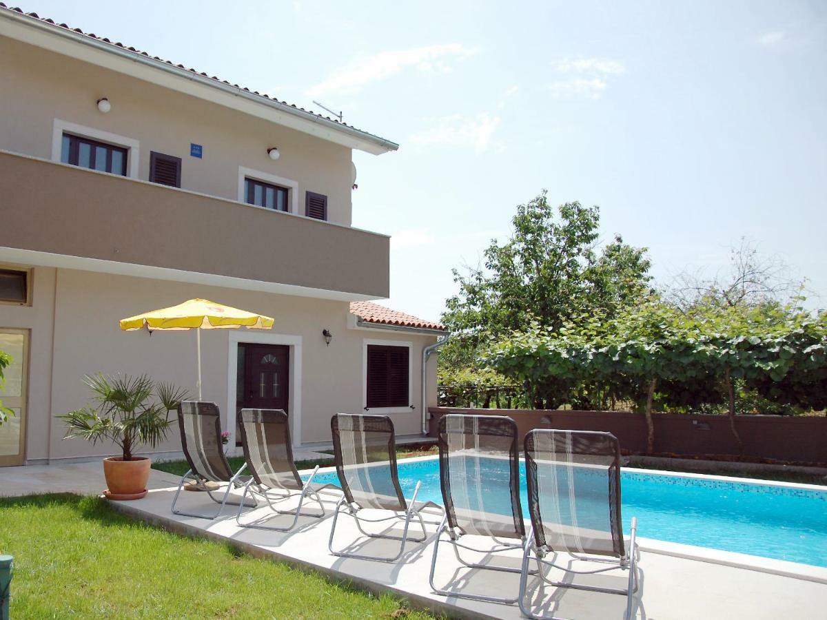 Apartman Milena Pola Esterno foto